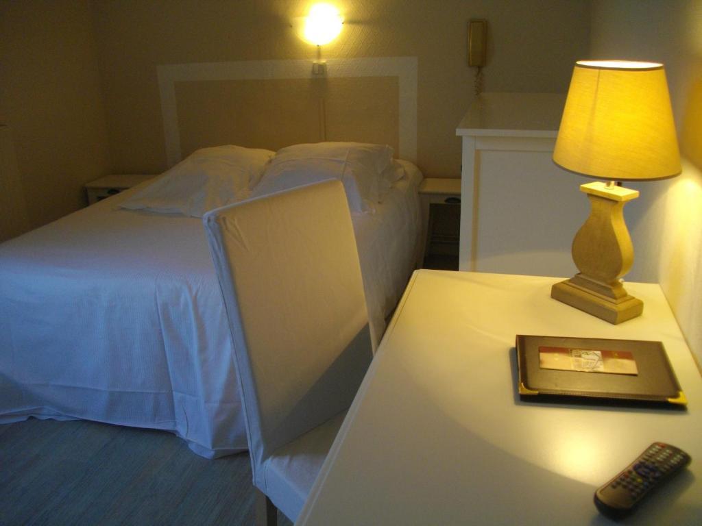 Hotel Pacific Calais Luaran gambar